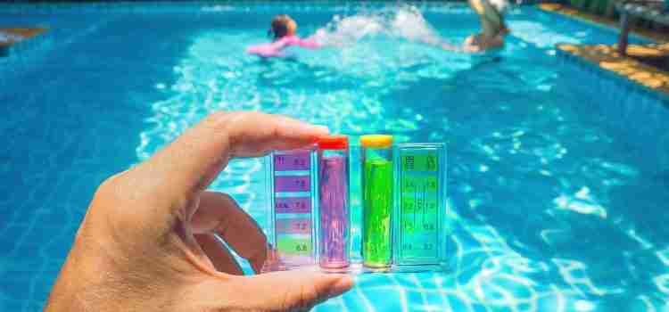 How to Use a Pool Test Kit